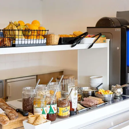 Ibis Budget Sud A9/a61 Hotel 2*