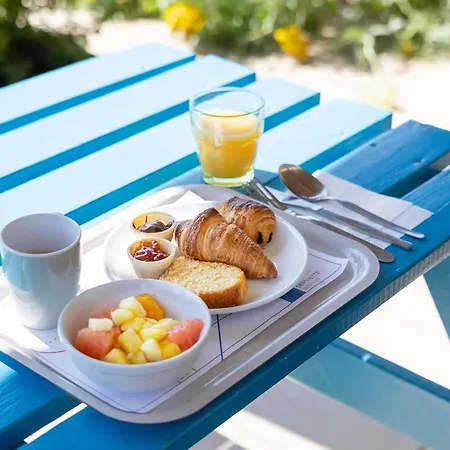 Ibis Budget Sud A9/a61 Hotel