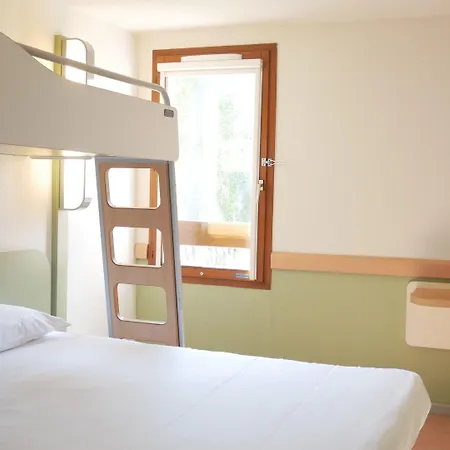 Hotel Ibis Budget Sud A9/a61 2*