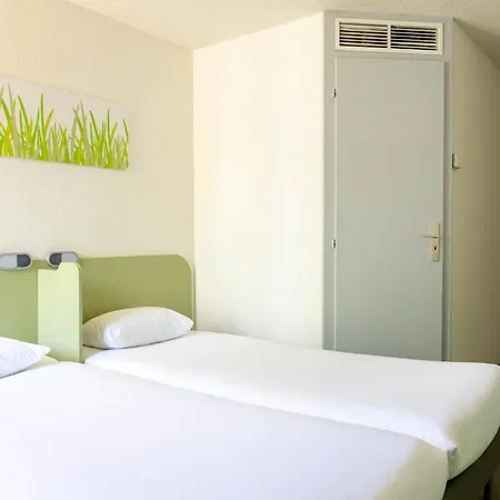 Ibis Budget Sud A9/a61 נרבון