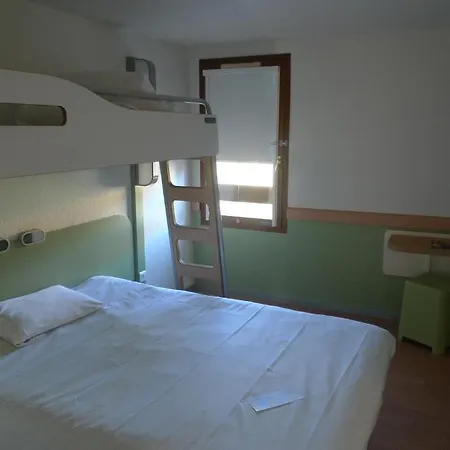 Ibis Budget Sud A9/a61 Hotel