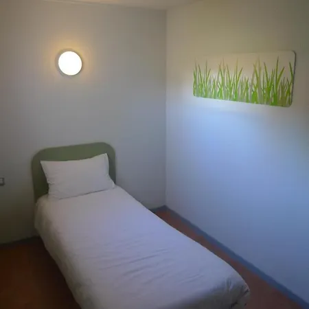 Ibis Budget Sud A9/a61 Hotel