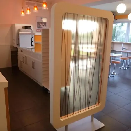 Ibis Budget Sud A9/a61 2*