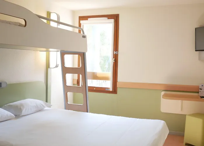 Hotel Ibis Budget Sud A9/a61 2*